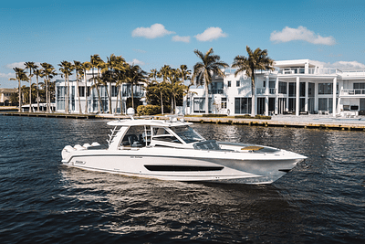 BOATZON | Boston Whaler 420 Outrage 2021