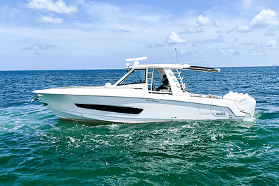 BOATZON | Boston Whaler 420 Outrage 2024