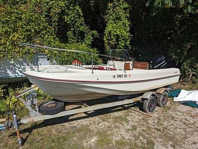 BOATZON | Boston Whaler Outrage 19 1976