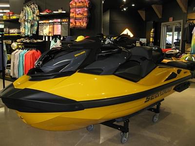 BOATZON | BRP SEA DOO RXPX 300 TECH PKG MILLENIUM YELLOW 2023