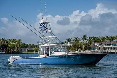 BOATZON | Buddy Davis 42 CC 2020