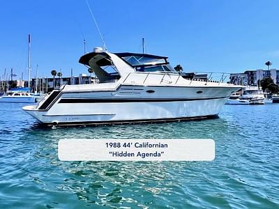 BOATZON | Californian Motor Yacht 1988