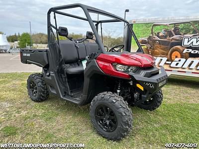 BOATZON | Can-Am® Defender DPS HD10 Fiery Red 2024