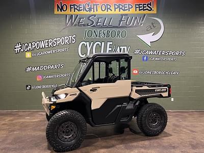 BOATZON | Can-Am® Defender Limited HD10 Desert Tan  Timeless Black 2024