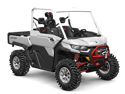 BOATZON | Can-Am® Defender X mr with HalfDoors HD10 Hyper Silver  Legion Red 2025