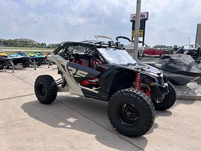 BOATZON | Can-Am® Maverick X3 X rs Turbo RR Desert Tan  Carbon Black  Magma Red 2023