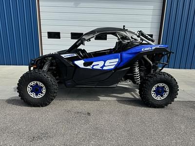 BOATZON | Can-Am® Maverick X3 X rs Turbo RR With SmartShox Intense Blue  Carbon Black  Cha 2023