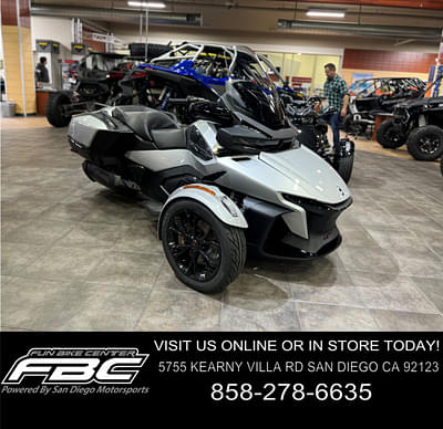 BOATZON | Can-Am® Spyder RT 2023