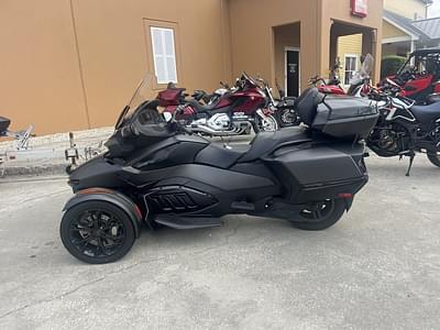 BOATZON | Can-Am® Spyder RT Limited Dark Wheels 2022