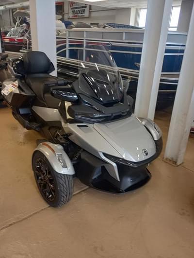 BOATZON | Can-Am® Spyder RT Limited Dark Wheels 2024