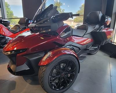 BOATZON | Can-Am® Spyder RT Limited Dark Wheels 2024