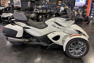 BOATZON | Can-Am® Spyder ST Limited SE5 2013