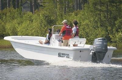 BOATZON | 2008 Carolina Skiff 198 DLV