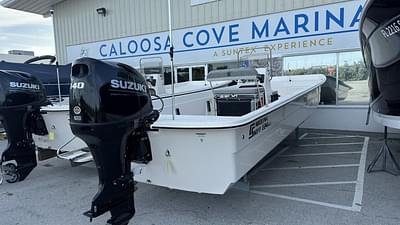 BOATZON | Carolina Skiff E24 DLX 2024