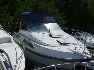 BOATZON | Carver 2757 Montego Twin Mercruiser 37 1988