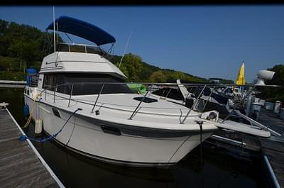 BOATZON | Carver 3207 1988