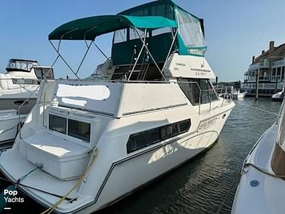 BOATZON | Carver 325 Aft Cabin