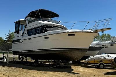 BOATZON | Carver 3807 Aft Cabin Motoryacht 1988