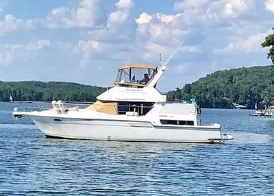 BOATZON | Carver 390CPMY 1994