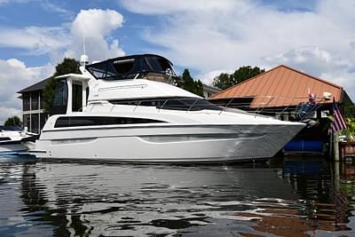 BOATZON | Carver 43 Motor Yacht 2006