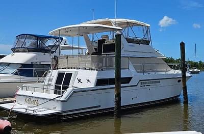 BOATZON | Carver 430 Cockpit Motor Yacht 1991