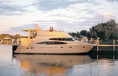 BOATZON | Carver 466 Motor Yacht 2002