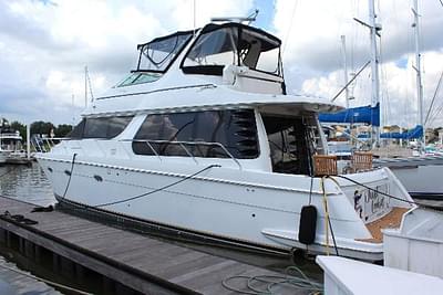 BOATZON | Carver 530 Voyager Pilothouse 2000