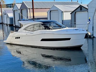 BOATZON | Carver Yachts C37 Coupe 2020