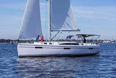 BOATZON | 2023 Catalina 425