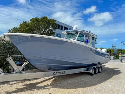 BOATZON | Caymas 401 CC 2025