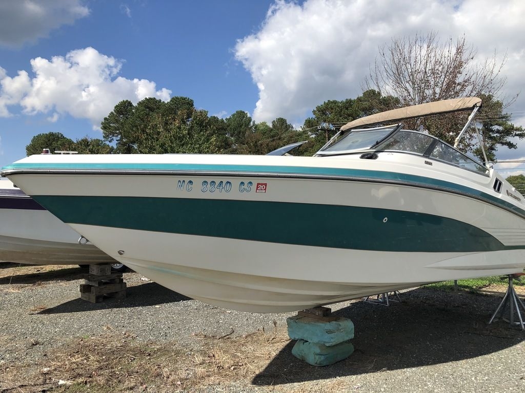 1996 CELEBRITY 220BR - Sold Boat