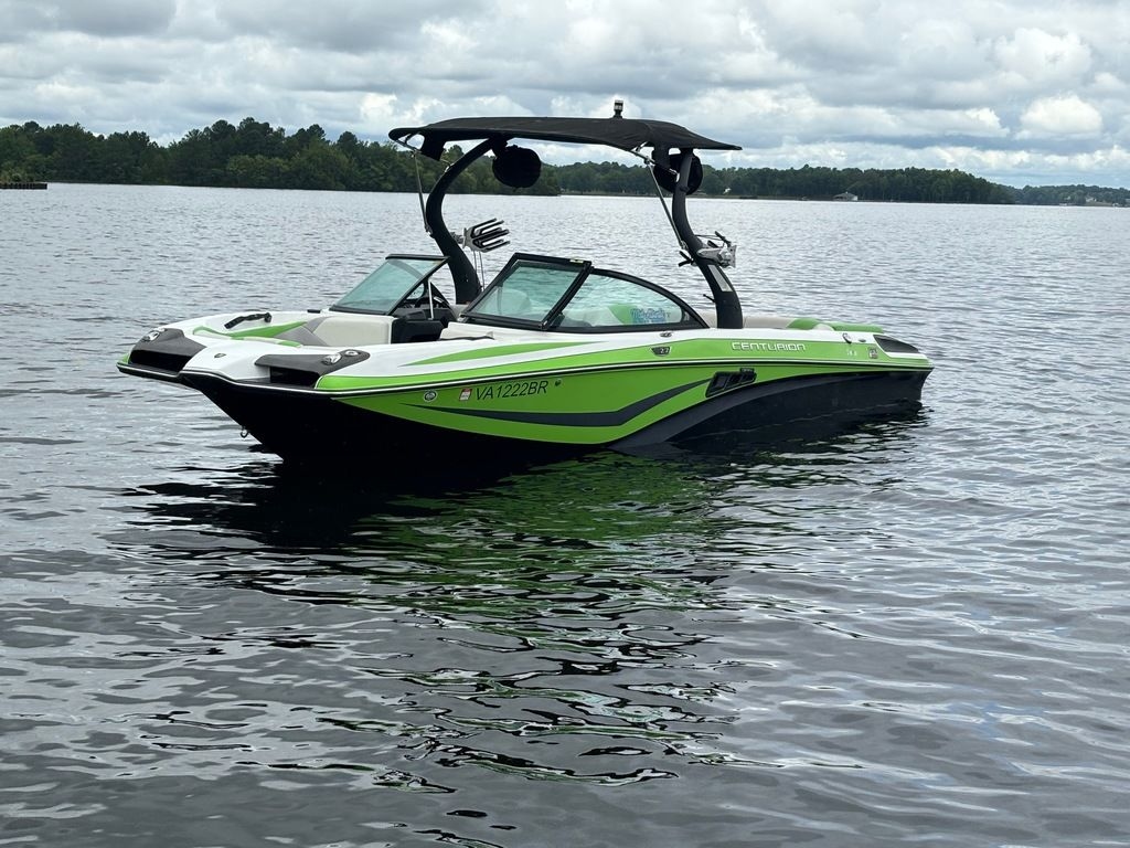 2014 Centurion Enzo FX22 - Sold Boat
