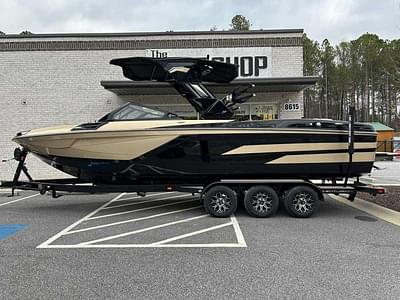 BOATZON | 2024 Centurion Ri265