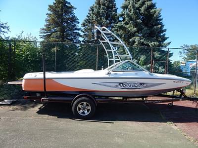 BOATZON | Centurion T5 2008