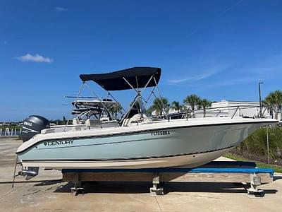 BOATZON | Century 2000 Center Console 2005