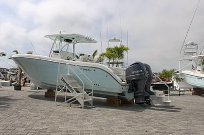 BOATZON | Century 3200 Center Console 2015