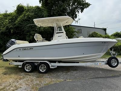 BOATZON | Century Boats 2301 CC 2019