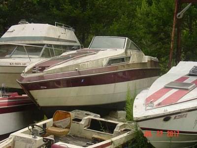 BOATZON | Century Boats 300 Grand Cortez Project Hull 1985