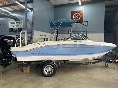 BOATZON | Chaparral 19 SSi OB 2024