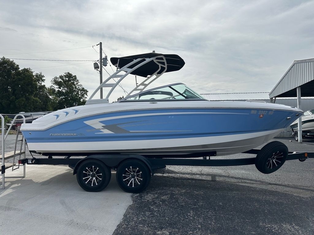 2023 Chaparral 21 SSi - Sold Boat