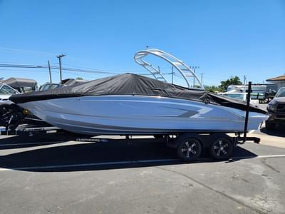 BOATZON | Chaparral 23 SSi 2023