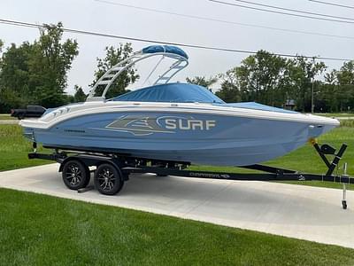 BOATZON | Chaparral 23 Surf 2023