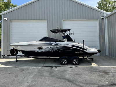 BOATZON | Chaparral 2430VRX 2019