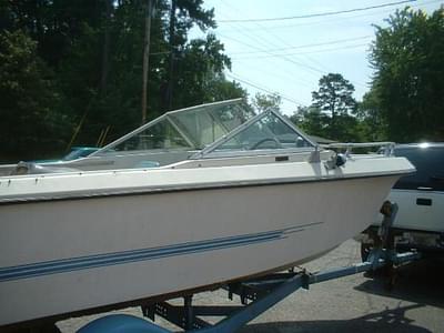 BOATZON | Charger 16ft Bowrider 1977