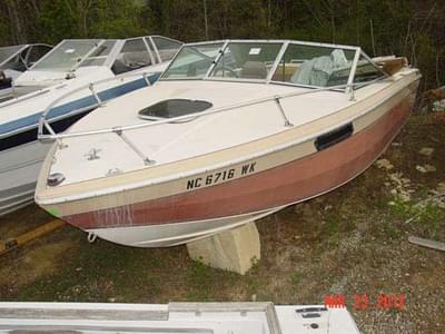 BOATZON | Chris Craft 210 Scorpion 1982