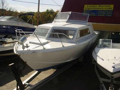 BOATZON | Chris Craft 251 Catalina 1978