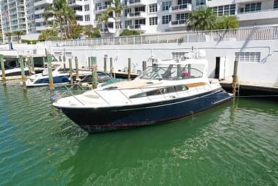 BOATZON | Chris-Craft 43 Roamer 2006