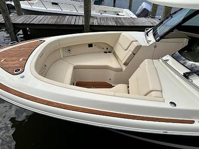 BOATZON | Chris-Craft Calypso 32 2024