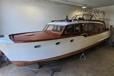 BOATZON | Chris-Craft Double Cabin Flybridge 1954