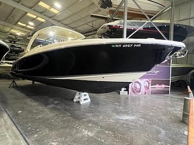 BOATZON | Chris-Craft Launch 35 GT 2021